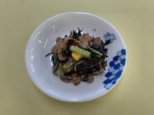 ひじきと小松菜のソテー