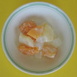 フルーツのミルク和え